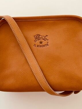 Il Bisonte Italian Leather Crossbody Bag in Caramel Tan Color